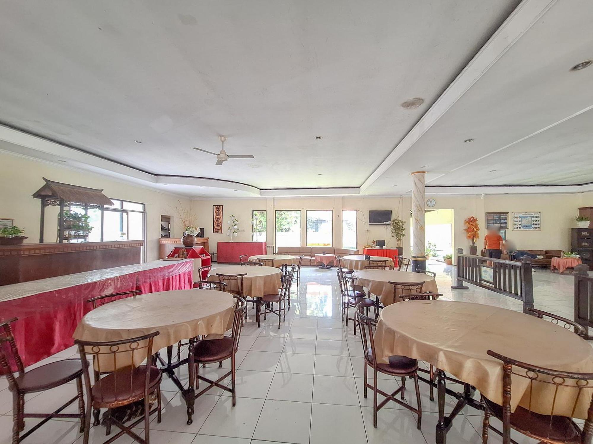 Reddoorz Near Stadion Semeru Lumajang Jawa Timur Zewnętrze zdjęcie